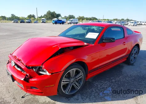 2013 Ford Mustang V6 z USA, uszkodzony, nr VIN 1ZVBP8AM8D5235661